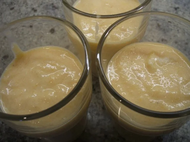 Dessert: Pfirsich-Flammeri mit karamellisierten Früchten - Rezept - Bild Nr. 7