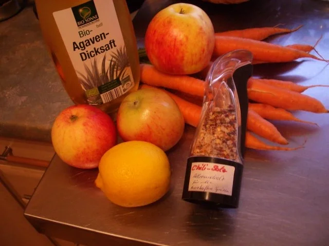 Rezept: Möhren -Apfel - Rohkost Bild Nr. 2 Möhren -Apfel - Rohkost - Rezept - Bild Nr. 2