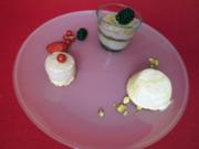 Cassistörtchen mit Vanilleparfait und Pistazien-Brombeer-Tiramisu - Rezept