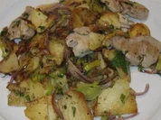 Gröstl mit Schweinefilet und Steinpilzen - Rezept