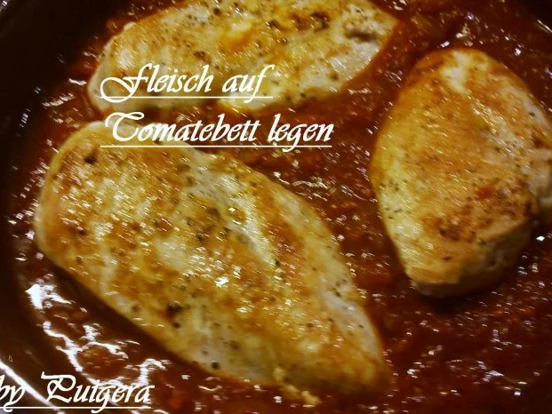 Rezept: Gratinierte Hähnchenbrust auf Tomatenbett Bild Nr. 6 Gratinierte Hähnchenbrust auf Tomatenbett - Rezept - Bild Nr. 6