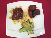 Italienische Rouladen in Tomatensoße mit Orecchiette - Rezept