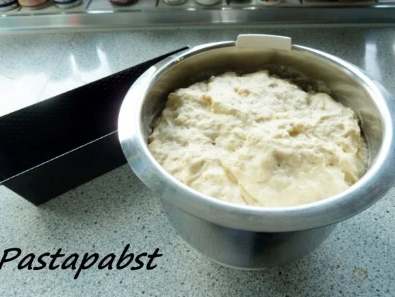 Rezept: Kastenweißbrot Bild Nr. 2 Kastenweißbrot - Rezept - Bild Nr. 2