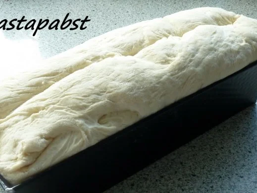 Rezept: Kastenweißbrot Bild Nr. 4 Kastenweißbrot - Rezept - Bild Nr. 4