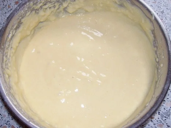 Fruchtiger Karamell-Bienenstich mit Mandarinen - Rezept - Bild Nr. 3