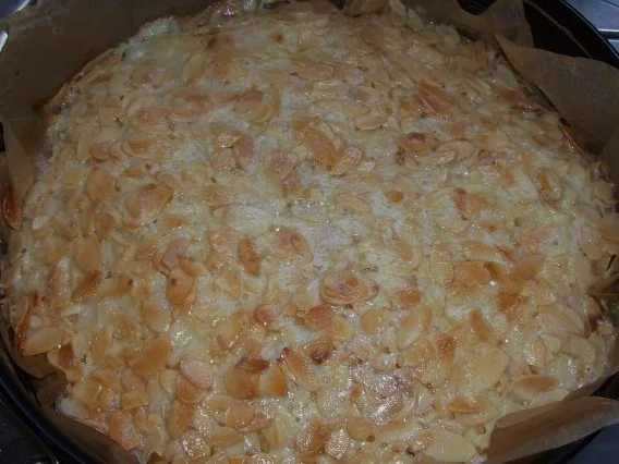 Fruchtiger Karamell-Bienenstich mit Mandarinen - Rezept - Bild Nr. 5