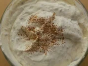 Knusperjoghurt mit Zimtsahne - Rezept