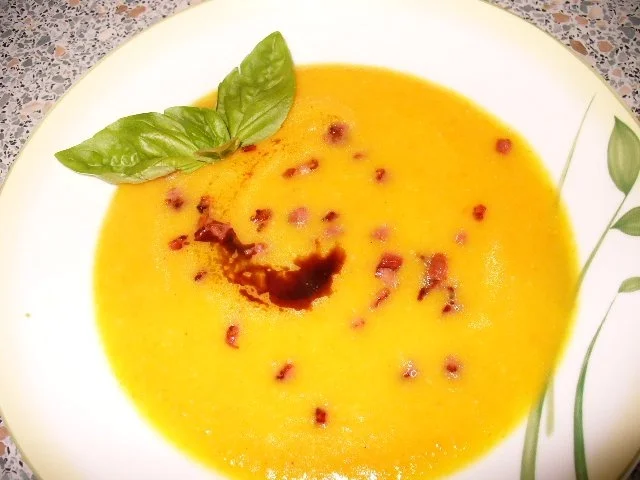 Rezept: Hokkaido-Kürbiscremesuppe Hokkaido-Kürbiscremesuppe - Rezept