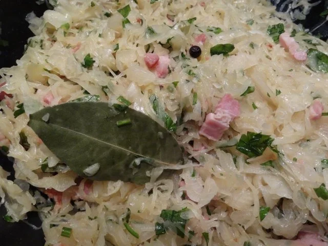 Rezept: Sauerkrautbuchteln mit Speck Bild Nr. 2 Sauerkrautbuchteln mit Speck - Rezept - Bild Nr. 2