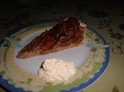 Torte-Pflaumen auf Mandel-Baiser gebettet>> - Rezept