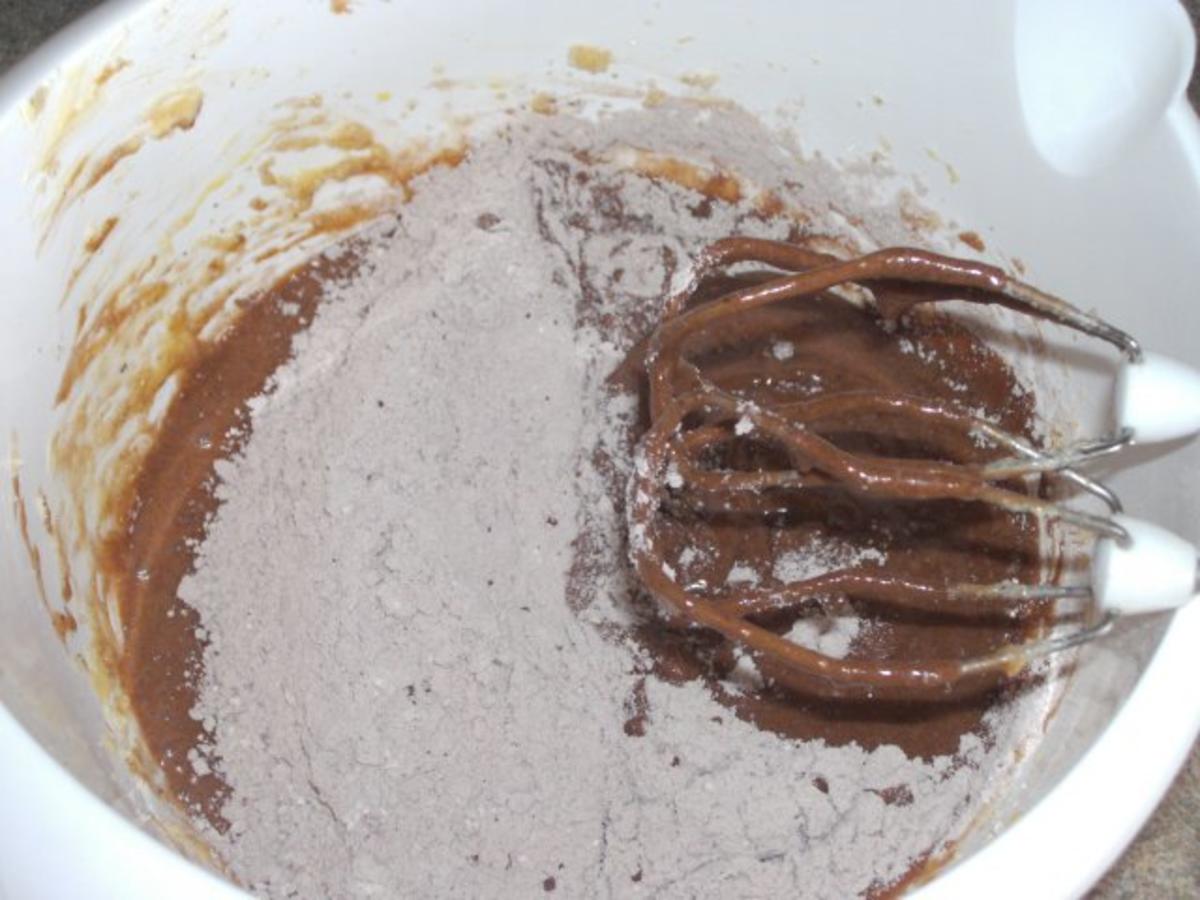 backen / Kuchen: Schwarzwälder Schokoladenkuchen - Rezept - Bild Nr. 4