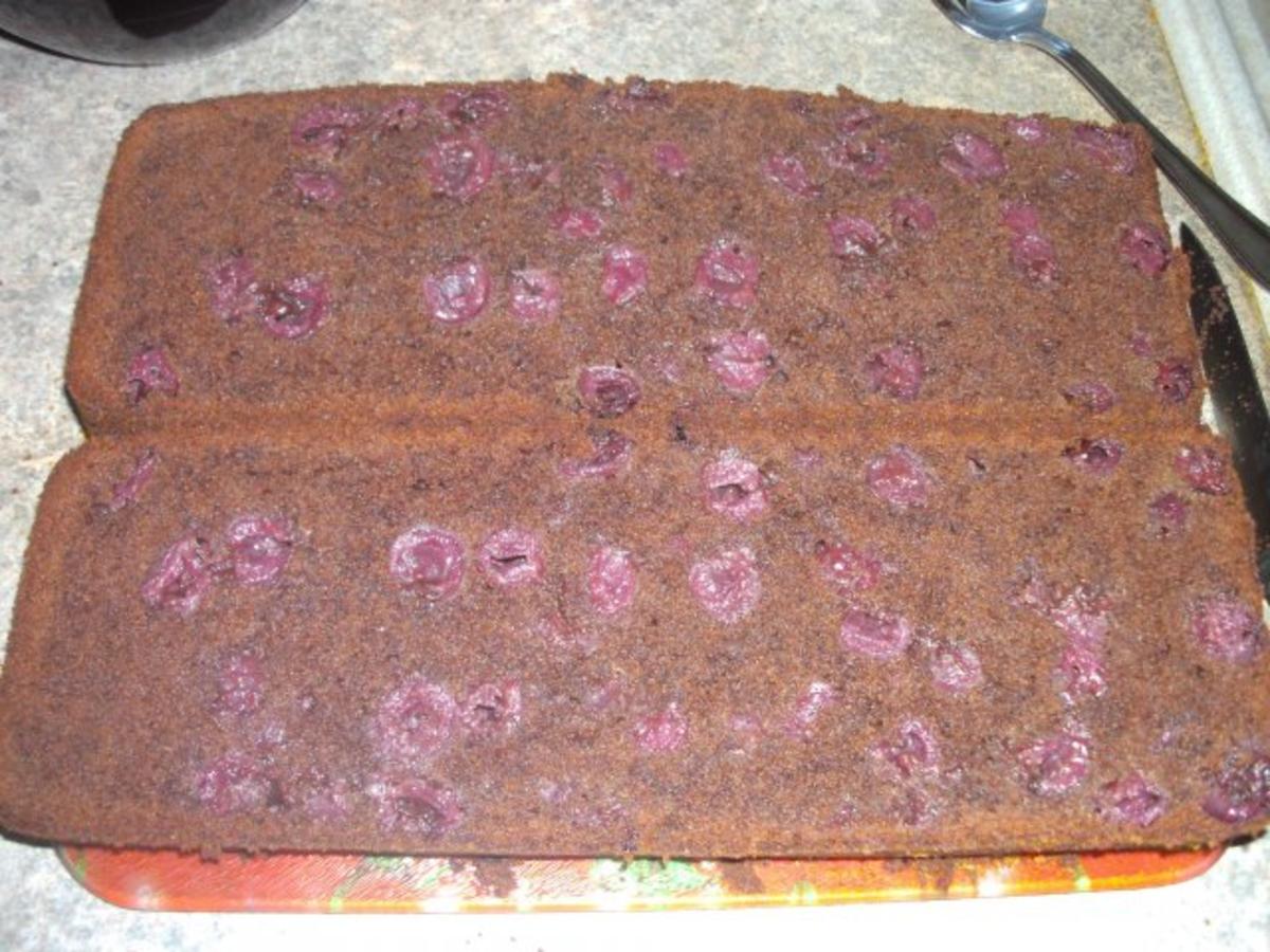 backen / Kuchen: Schwarzwälder Schokoladenkuchen - Rezept - Bild Nr. 11