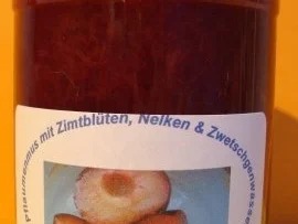 Rezept: Pflaumenmus mit Pfiff Pflaumenmus mit Pfiff - Rezept