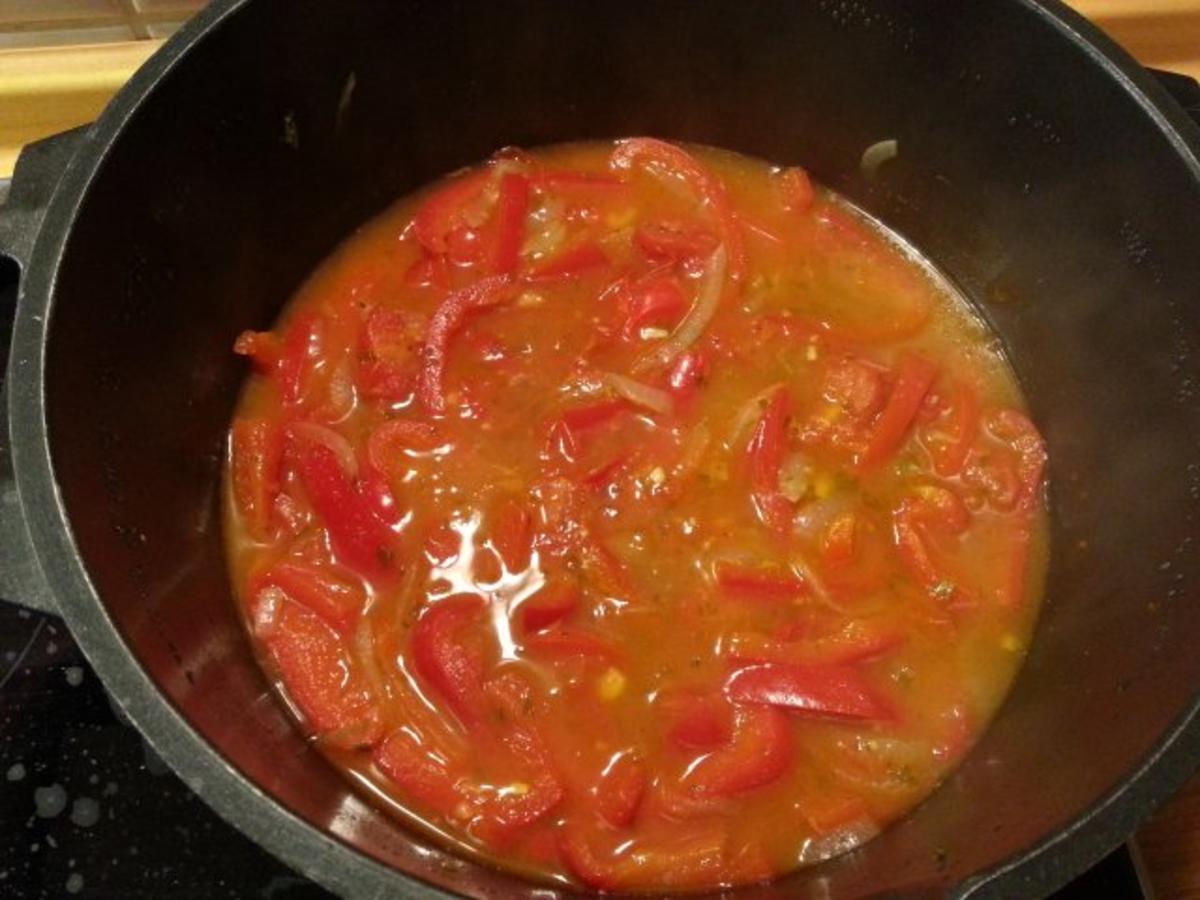 Paprikasauce passt zu Nudeln und herzhaften Speisen - Rezept mit Bild ...