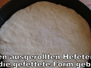 Bienenstich mit Sahnefüllung - Rezept - Bild Nr. 3