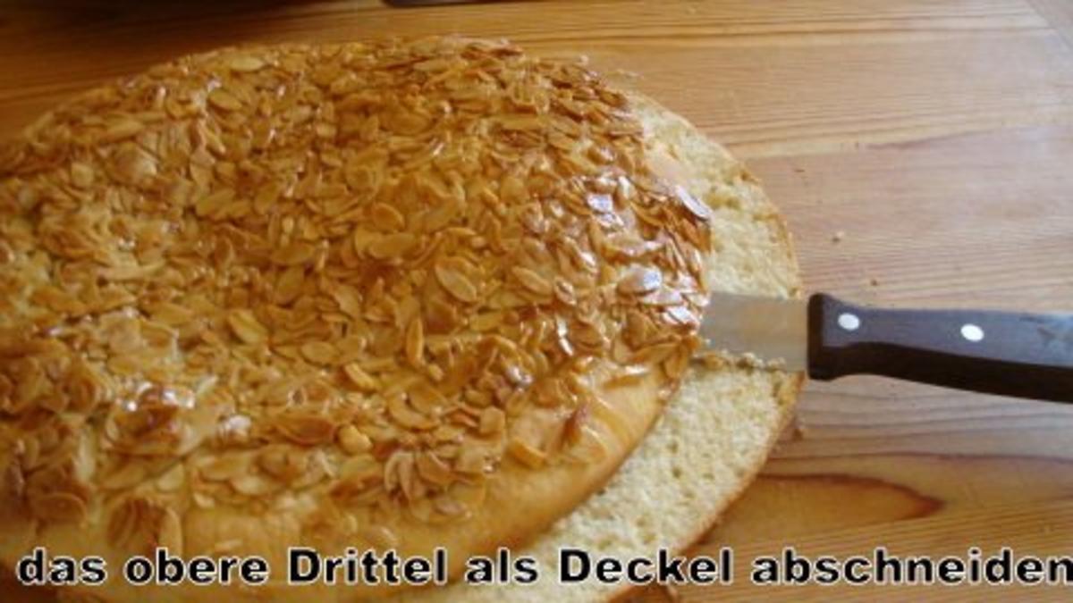 Bienenstich mit Sahnefüllung - Rezept - Bild Nr. 11