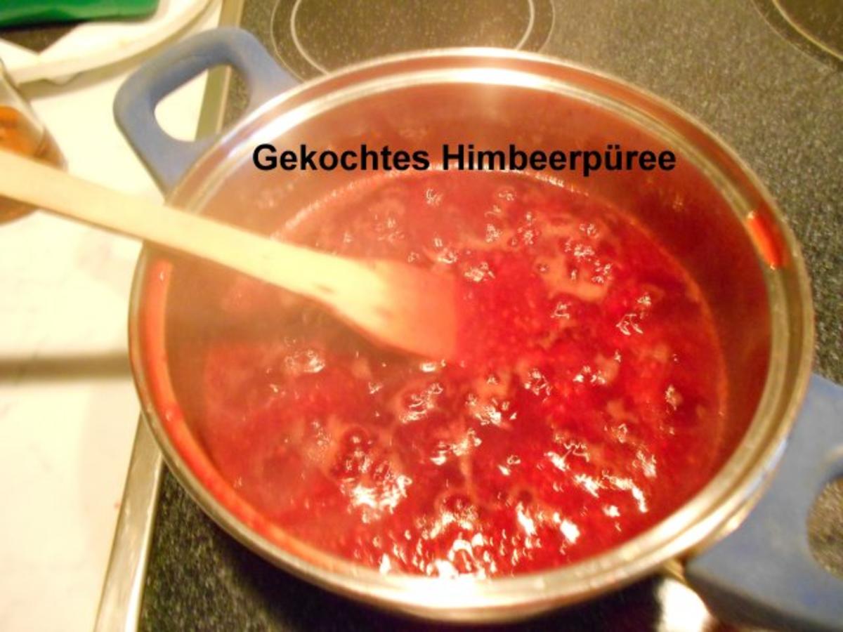 Himbeer-Schwarzbeeren  Charlotten Torte - Rezept - Bild Nr. 34