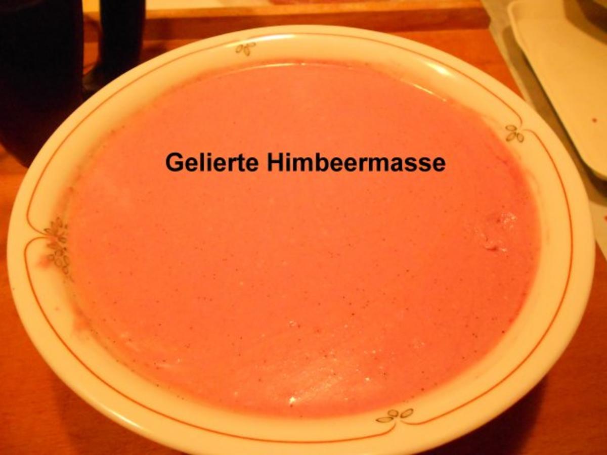 Himbeer-Schwarzbeeren  Charlotten Torte - Rezept - Bild Nr. 51