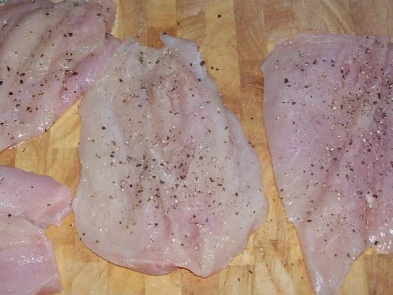 Rezept: Würzige Hähnchenbrustfilets mit Chorizo-Füllung und grünen Bohnen Bild Nr. 2 Würzige Hähnchenbrustfilets mit Chorizo-Füllung und grünen Bohnen - Rezept - Bild Nr. 2