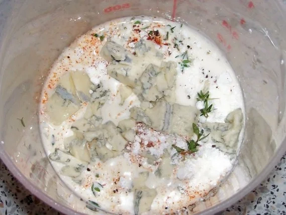 Rezept: Würziges Kartoffel-Birnen-Gratin mit Gorgonzola Bild Nr. 6 Würziges Kartoffel-Birnen-Gratin mit Gorgonzola - Rezept - Bild Nr. 6