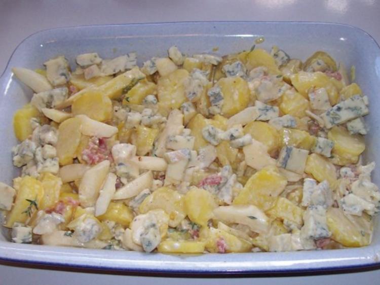 Würziges Kartoffel Birnen Gratin mit Gorgonzola - einfach - 202 kcal/100g