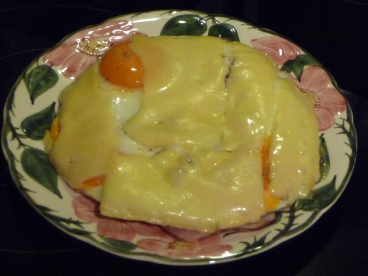 Abendbrot : Spiegeleier auf Vinschgauer* mit Käse zugedeckt - Rezept - Bild Nr. 4