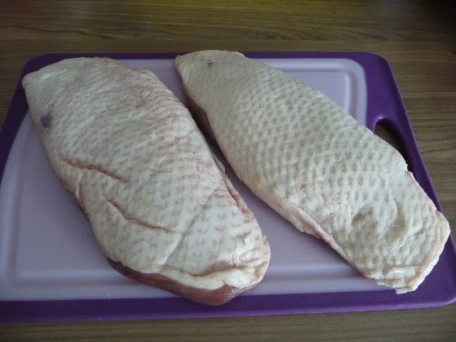 Rezept: Geflügel : Entenbrust an gebutterten Spaghetti Bild Nr. 2 Geflügel : Entenbrust an gebutterten Spaghetti - Rezept - Bild Nr. 2