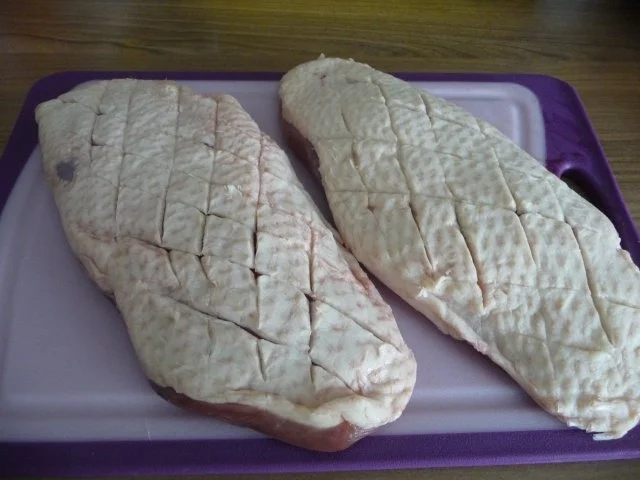 Rezept: Geflügel : Entenbrust an gebutterten Spaghetti Bild Nr. 3 Geflügel : Entenbrust an gebutterten Spaghetti - Rezept - Bild Nr. 3