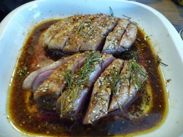 Rezept: Geflügel : Entenbrust an gebutterten Spaghetti Bild Nr. 11 Geflügel : Entenbrust an gebutterten Spaghetti - Rezept - Bild Nr. 11