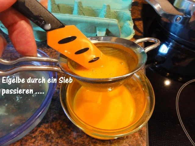 Dessert:   BAYRISCHE CREME mit Himbeermus - Rezept - Bild Nr. 5