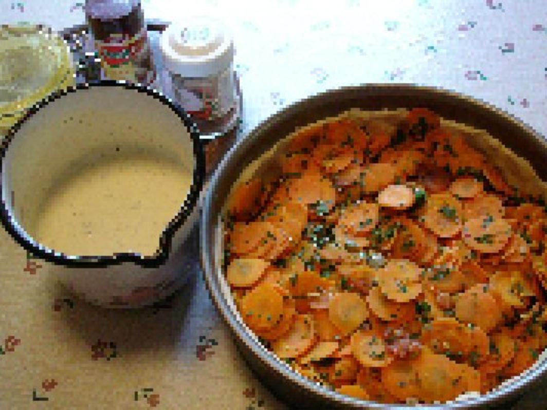 Karotten Kräuter Quiche - einfach - 79 kcal/100g