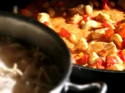 Süßes Chilihähnchen mit Mie-Nudeln - Rezept