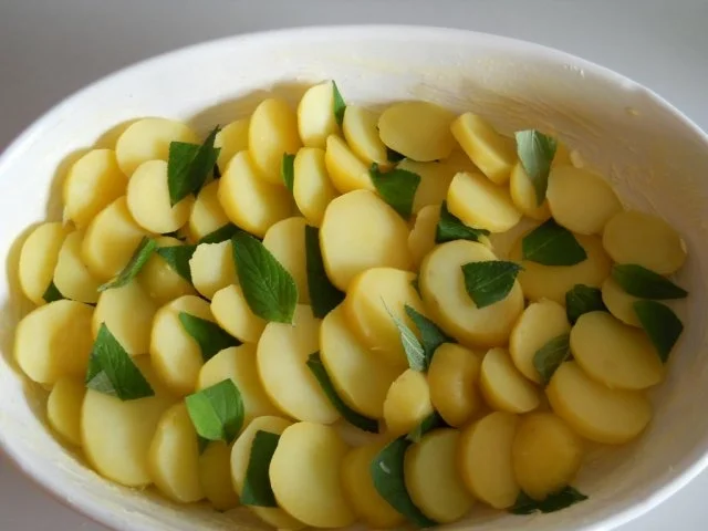 Kartoffelgratin mit Ananas-Salbei - Rezept - Bild Nr. 5