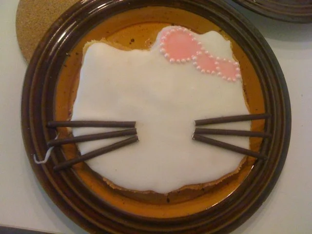 Hello Kitty Kuchen - Rezept - Bild Nr. 3