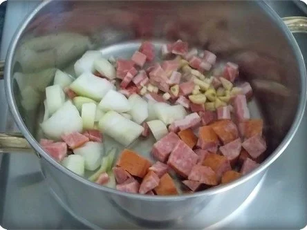 Herbstlicher Gemüseeintopf mit Kohl und Würstchen - Rezept - Bild Nr. 7