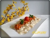 Bolognese Sauce mit selbstgemachten Bandnudeln - Rezept