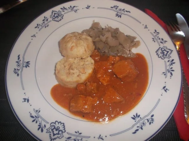 Gulasch in Wacholderrahm - Rezept - Bild Nr. 9