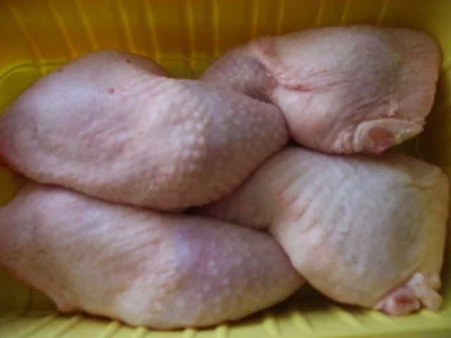 Rezept: Hähnchenkeulen auf Gmüse im Römertopf mit Federweißen Bild Nr. 3 Hähnchenkeulen auf Gmüse im Römertopf mit Federweißen - Rezept - Bild Nr. 3