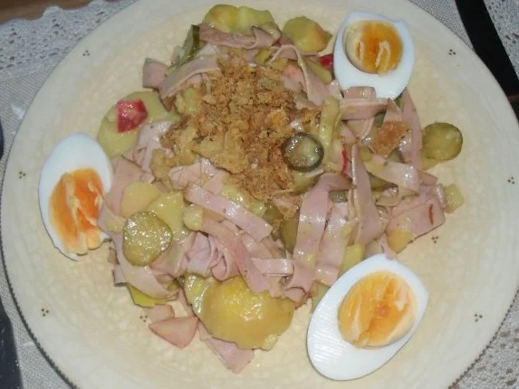 Rezept: Bayrischer Salat Bild Nr. 3 Bayrischer Salat - Rezept - Bild Nr. 3