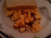 Eine andere Variante mit Rührei und Toast - Rezept