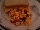 Eine andere Variante mit Rührei und Toast - Rezept