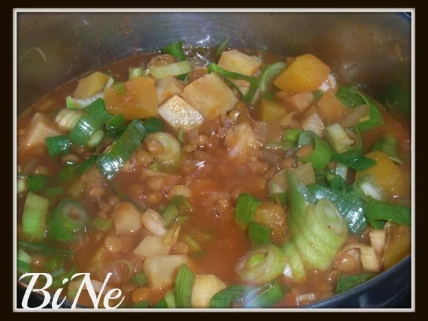 BiNe` S HERBSTLICHER LINSENEINTOPF - Rezept - Bild Nr. 4
