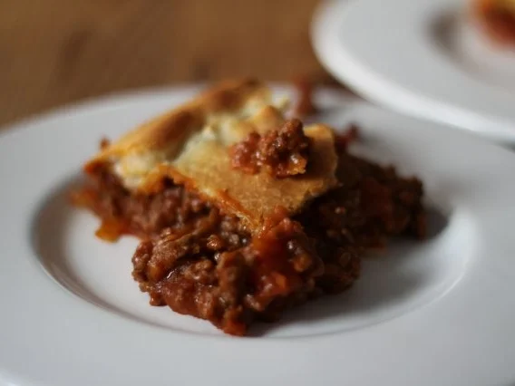 Rezept: Bolognese-Brot oder "Hack-Torte" Bolognese-Brot oder "Hack-Torte" - Rezept