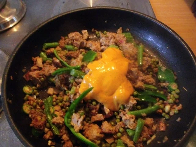 Rezept: verschärfte Hackfleischpfanne mit Bohnen - Paprika und Erbsen Bild Nr. 10 verschärfte Hackfleischpfanne mit Bohnen - Paprika und Erbsen - Rezept - Bild Nr. 10