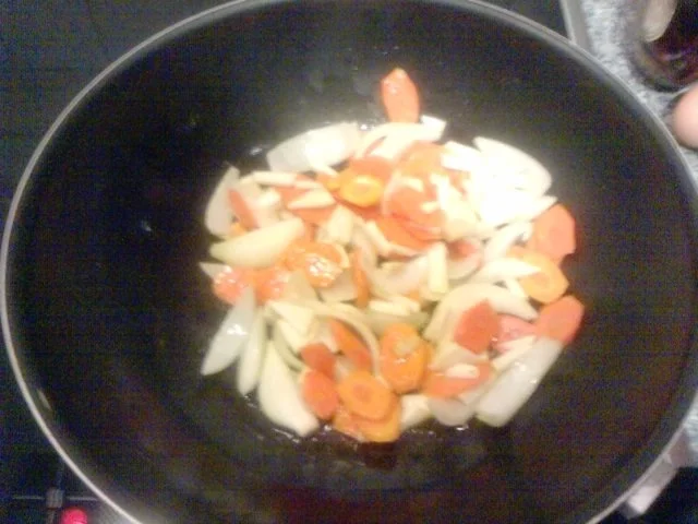 Rezept: Nudeln Frutti de mare mal anders Das kommt mir asiatisch vor Bild Nr. 4 Nudeln Frutti de mare mal anders Das kommt mir asiatisch vor - Rezept - Bild Nr. 4