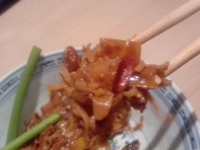 Rezept: Nudeln Frutti de mare mal anders Das kommt mir asiatisch vor Bild Nr. 12 Nudeln Frutti de mare mal anders Das kommt mir asiatisch vor - Rezept - Bild Nr. 12