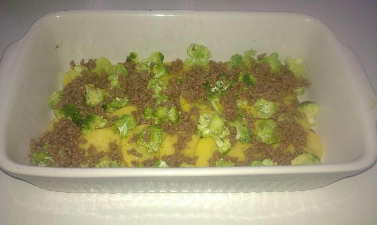 Kartoffelgratin mit Broccoli und Hackfleisch - Rezept - Bild Nr. 3