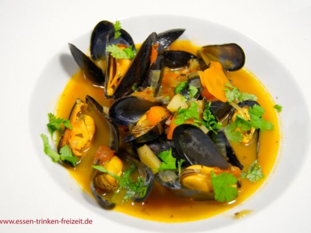 Miesmuscheln in Tomaten Weißwein Sauce - schnell &amp; einfach - von ...