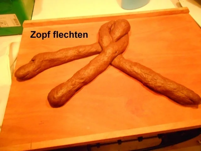 Rezept: Dunkler Toastbrot-Sesamzopf Bild Nr. 10 Dunkler Toastbrot-Sesamzopf - Rezept - Bild Nr. 10