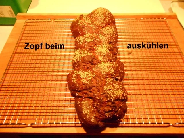 Rezept: Dunkler Toastbrot-Sesamzopf Bild Nr. 16 Dunkler Toastbrot-Sesamzopf - Rezept - Bild Nr. 16